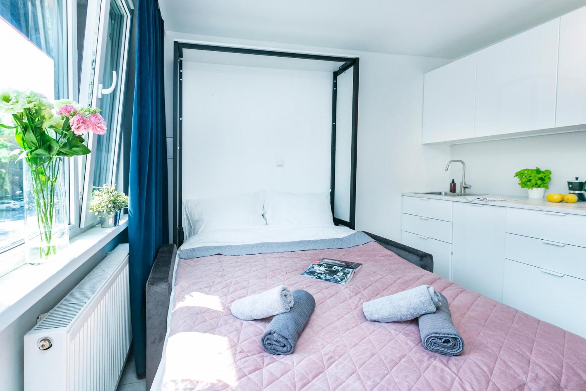 Apartament Batorego 18 - Yellow - Stacja Metra 300m - Underground Station 300m - Better *